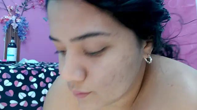 Snapshot of Watagatapitusberry1 chatting on February 6, 4:42 am Watagatapitusberry1 online show from February 6, 4:42 am