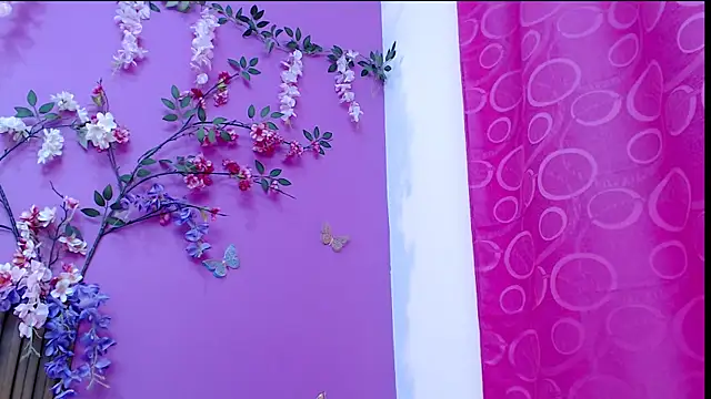 Snapshot of Watagatapitusberry1 chatting on February 26, 1:32 am Watagatapitusberry1 online show from February 26, 1:32 am