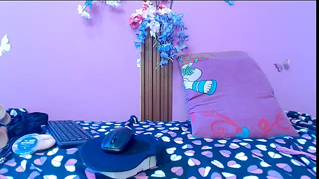 Snapshot of Watagatapitusberry1 chatting on March 15, 4:57 am Watagatapitusberry1 online show from March 15, 4:57 am