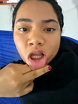 Snapshot of Watagatapitusberry1 chatting on November 25, 3:06 am Watagatapitusberry1 online show from November 25, 3:06 am