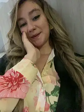 MaryDeniro online show from January 28, 10:34 pm