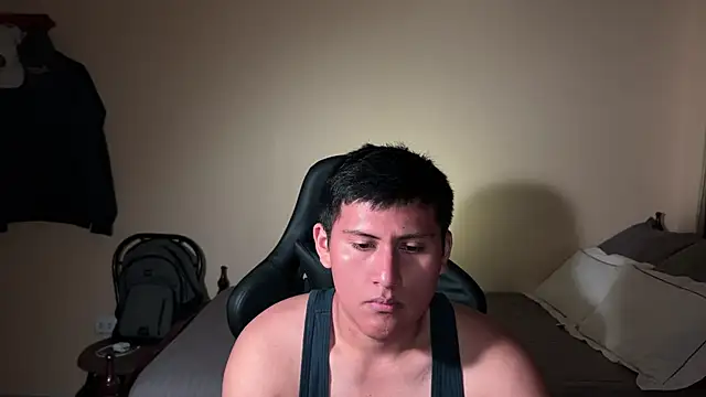 Snapshot of JoshuaTls08 chatting on January 27, 12:22 am JoshuaTls08 online show from January 27, 12:22 am