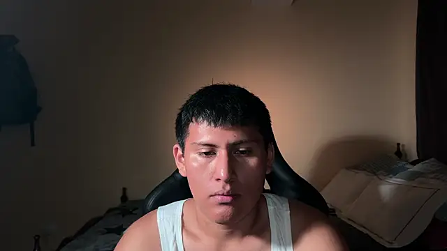 Snapshot of JoshuaTls08 chatting on February 27, 3:36 am JoshuaTls08 online show from February 27, 3:36 am