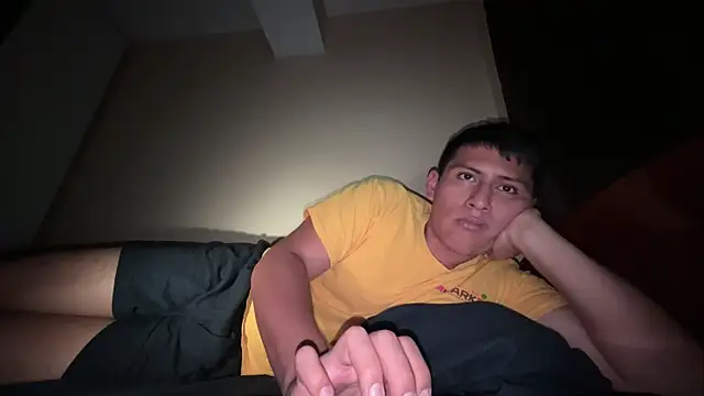 Snapshot of JoshuaTls08 chatting on October 19, 4:46 am JoshuaTls08 online show from October 19, 4:46 am