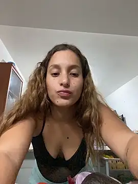 Snapshot of Agnescruzz chatting on March 3, 7:42 pm Agnescruzz online show from March 3, 7:42 pm