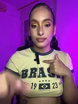 Snapshot of Agnescruzz chatting on March 6, 6:32 am Agnescruzz online show from March 6, 6:32 am