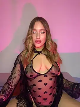 Agnescruzz online show from April 27, 4:05 pm