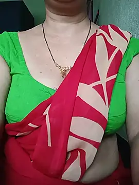 Snapshot of Rosy-B chatting on June 2, 12:01 am Rosy-B online show from June 2, 12:01 am
