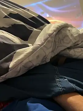 Snapshot of Clearlytothepoint420 chatting on December 12, 7:19 am Clearlytothepoint420 online show from December 12, 7:19 am