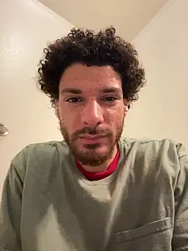 Snapshot of Clearlytothepoint420 chatting on December 21, 9:58 pm Clearlytothepoint420 online show from December 21, 9:58 pm