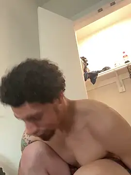 Snapshot of Clearlytothepoint420 chatting on December 23, 10:12 pm Clearlytothepoint420 online show from December 23, 10:12 pm