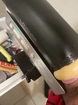 Snapshot of Clearlytothepoint420 chatting on March 8, 10:43 am Clearlytothepoint420 online show from March 8, 10:43 am