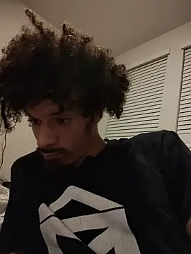 Snapshot of Clearlytothepoint420 chatting on September 28, 8:09 am Clearlytothepoint420 online show from September 28, 8:09 am