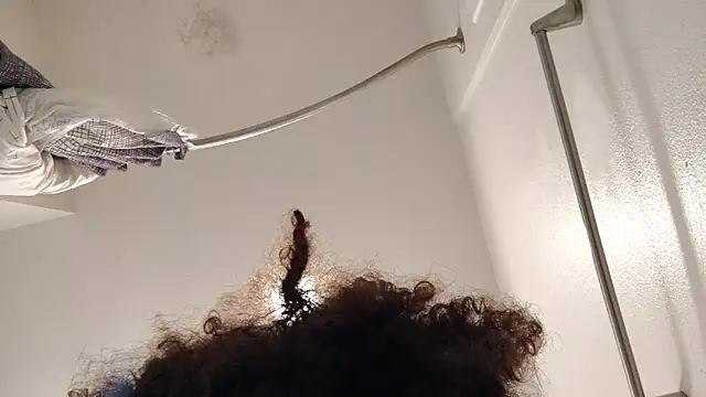 Snapshot of Clearlytothepoint420 chatting on October 7, 11:40 am Clearlytothepoint420 online show from October 7, 11:40 am