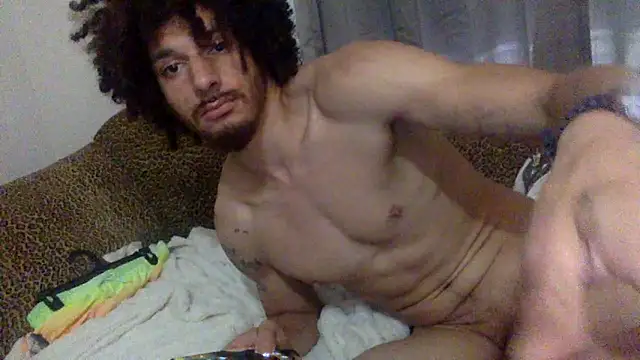 Snapshot of Clearlytothepoint420 chatting on October 18, 1:34 pm Clearlytothepoint420 online show from October 18, 1:34 pm