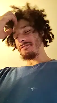 Snapshot of Clearlytothepoint420 chatting on October 24, 9:33 pm Clearlytothepoint420 online show from October 24, 9:33 pm