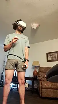 Snapshot of Clearlytothepoint420 chatting on December 14, 3:28 pm Clearlytothepoint420 online show from December 14, 3:28 pm