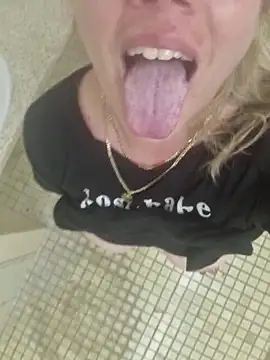 Off the Lesh online show from November 21, 2:05 pm