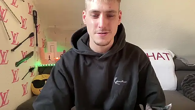 Cookieboy88 online show from February 18, 1:51 pm