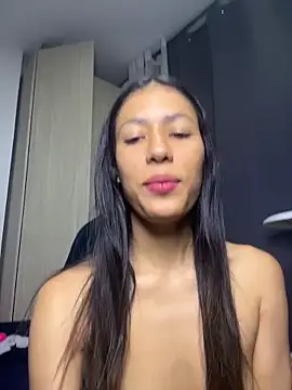 Snapshot of Valentinabaker chatting on May 22, 6:09 am Valentinabaker online show from May 22, 6:09 am