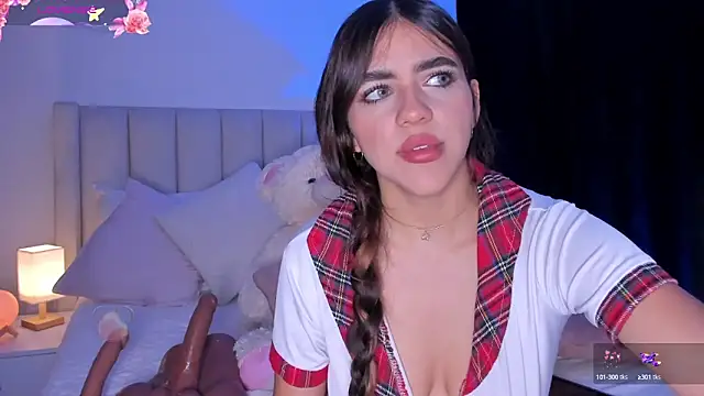 SofiScott  online show from September 27, 11:32 pm