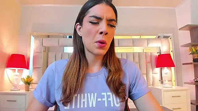 mariiahneedles online show from November 17, 9:53 pm