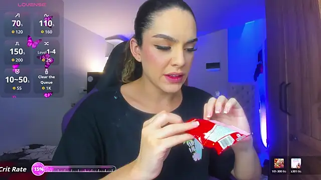 mariiahneedles online show from July 30, 11:15 pm