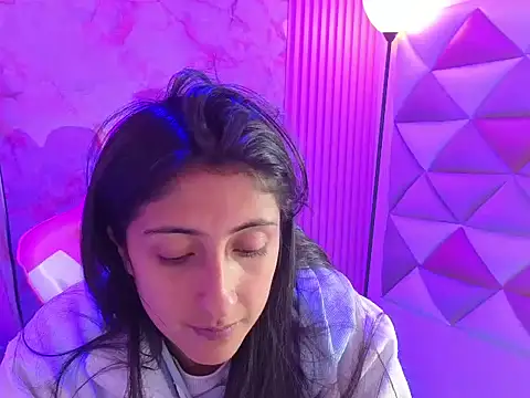 Cameron cutte online show from March 13, 3:35 am