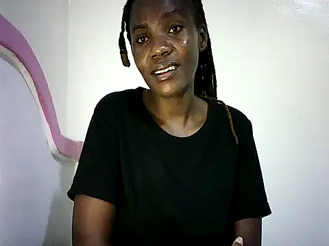 Snapshot of Pierra77 chatting on October 28, 7:16 pm Pierra77 online show from October 28, 7:16 pm