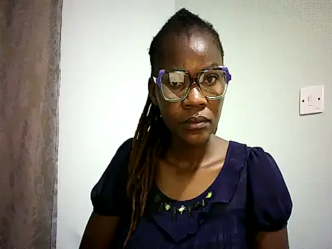 Snapshot of Pierra77 chatting on November 26, 12:44 am Pierra77 online show from November 26, 12:44 am