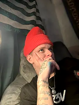 traejddd online show from October 2, 3:13 am