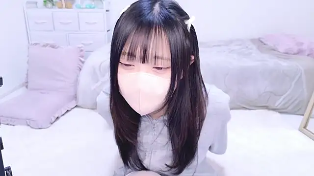 Suzu ch xx online show from March 3, 4:14 pm