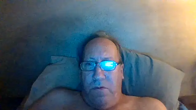 hornyrich69 online show from February 2, 5:17 am