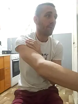 Snapshot of Aian09 chatting on December 31, 2:29 am Aian09 online show from December 31, 2:29 am