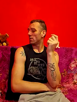 Snapshot of Aian09 chatting on February 4, 10:55 pm Aian09 online show from February 4, 10:55 pm