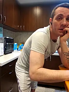 Snapshot of Aian09 chatting on March 22, 4:26 pm Aian09 online show from March 22, 4:26 pm