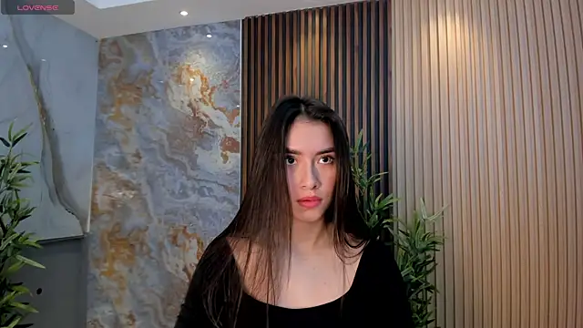 Snapshot of Emmaa_Robertss chatting on October 12, 3:11 pm Emmaa Robertss online show from October 12, 3:11 pm