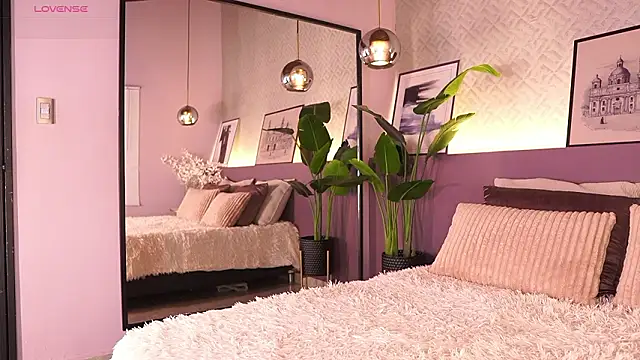 IzzyWild online show from February 9, 11:47 am