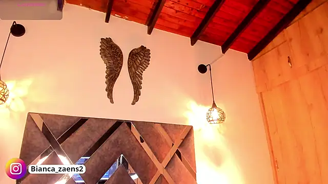 Snapshot of Bianca_zaens2 chatting on March 7, 11:51 am Bianca zaens2 online show from March 7, 11:51 am