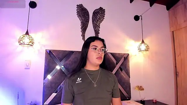 Snapshot of Bianca_zaens2 chatting on September 15, 12:05 pm Bianca zaens2 online show from September 15, 12:05 pm