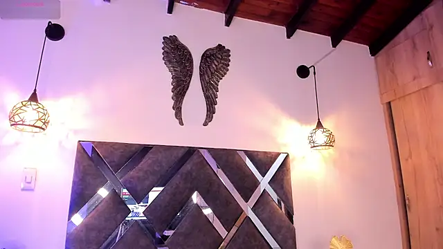 Snapshot of Bianca_zaens2 chatting on September 16, 12:06 pm Bianca zaens2 online show from September 16, 12:06 pm