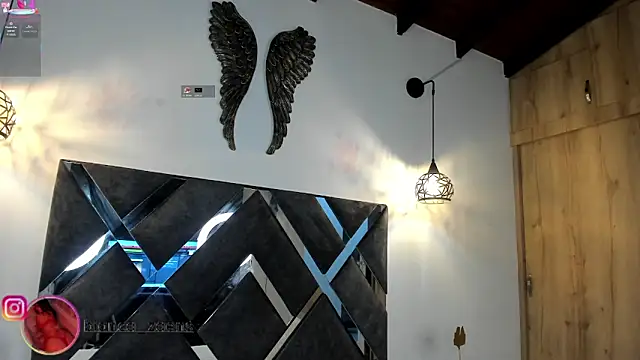 Snapshot of Bianca_zaens2 chatting on January 9, 11:57 am Bianca zaens2 online show from January 9, 11:57 am