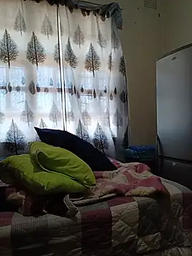Snapshot of FreakyAngel3X chatting on July 5, 9:49 am FreakyAngel3X online show from July 5, 9:49 am