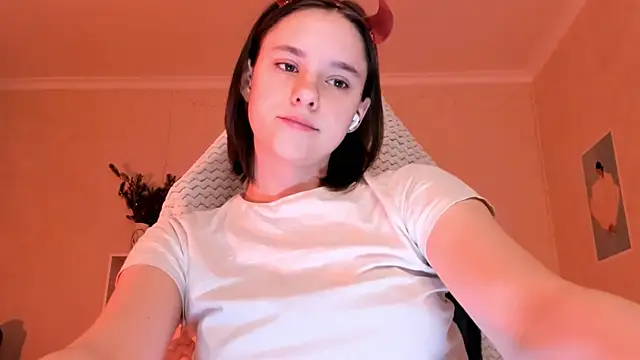 Britney Ross online show from March 6, 2:41 am