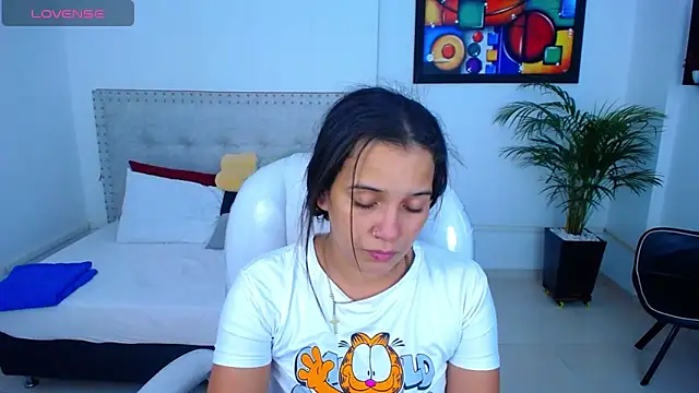 Snapshot of Chiqui_milk_ chatting on January 13, 6:27 pm Chiqui milk online show from January 13, 6:27 pm
