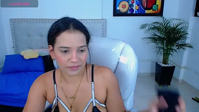 Snapshot of Chiqui_milk_ chatting on January 21, 9:04 pm Chiqui milk online show from January 21, 9:04 pm