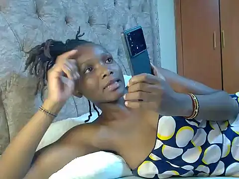 Snapshot of Naughty_Girl17 chatting on December 2, 7:27 pm Naughty Girl17 online show from December 2, 7:27 pm