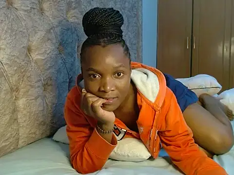 Snapshot of Naughty_Girl17 chatting on November 3, 11:26 pm Naughty Girl17 online show from November 3, 11:26 pm