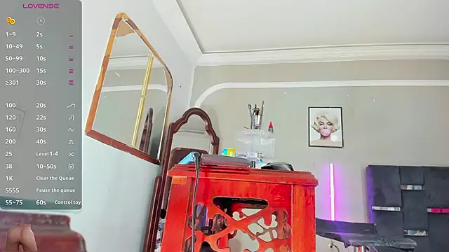 Jimena Grey online show from January 17, 6:40 am