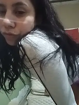 Snapshot of Michellluxo chatting on May 30, 12:52 am Michellluxo online show from May 30, 12:52 am